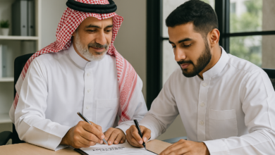 كل ما تحتاج معرفته قبل توقيع عقد العمل السعودي